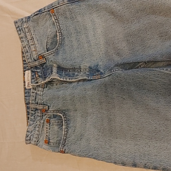 Zara High Waisted Button Fly Jean's - Picture 2 of 11
